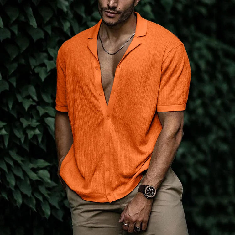 Men's short-sleeved shirt with a lapel collar and a textured surface