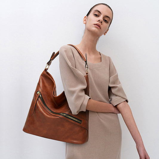 Amoria Bags Axis Oily Leather Handbag