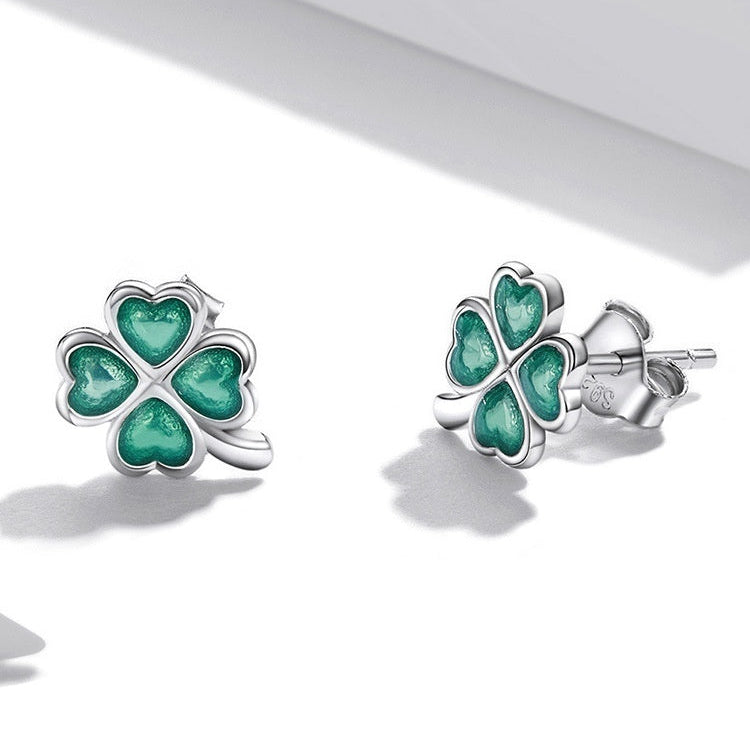 Amoria Bags Four-Leaf Stud Earrings