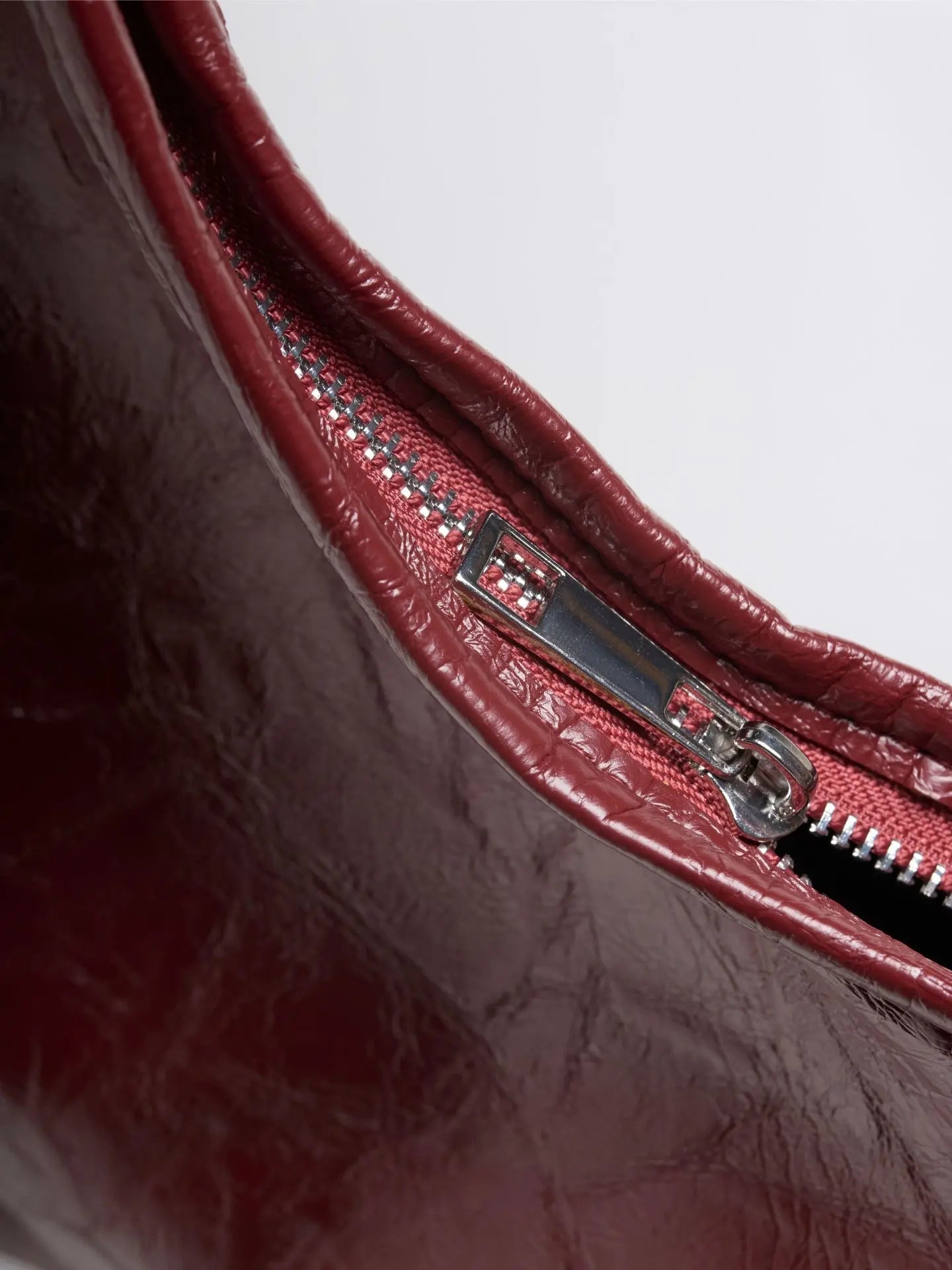 Amoria Bags Scarlett Distressed Leather Tote – Brown