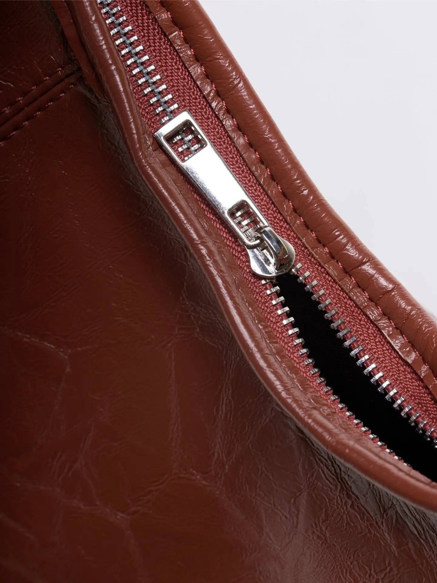 Amoria Bags Scarlett Distressed Leather Tote – Brown