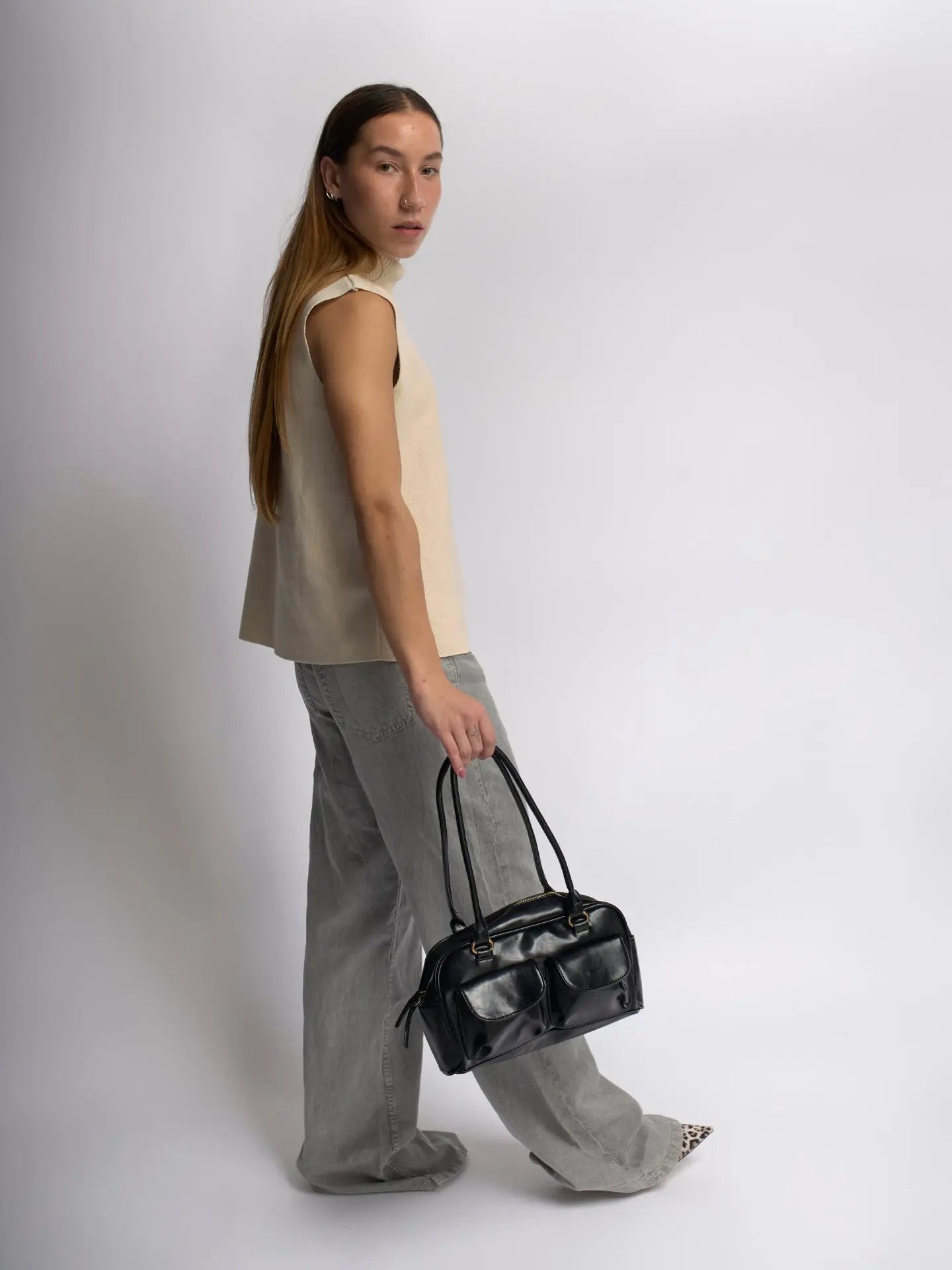 Amoria Bags Sleek Daily Leather Carry Tote – Black