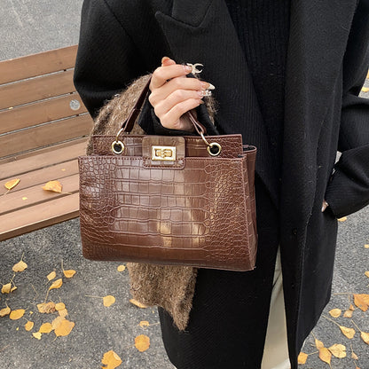 Amoria Bags Arizona Messenger Bag