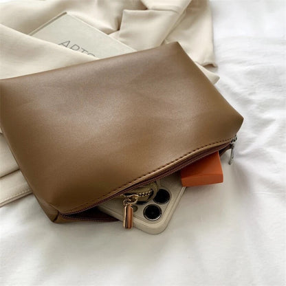 Amoria Bags Bella Shoulder Bag – Black Vegan Leather