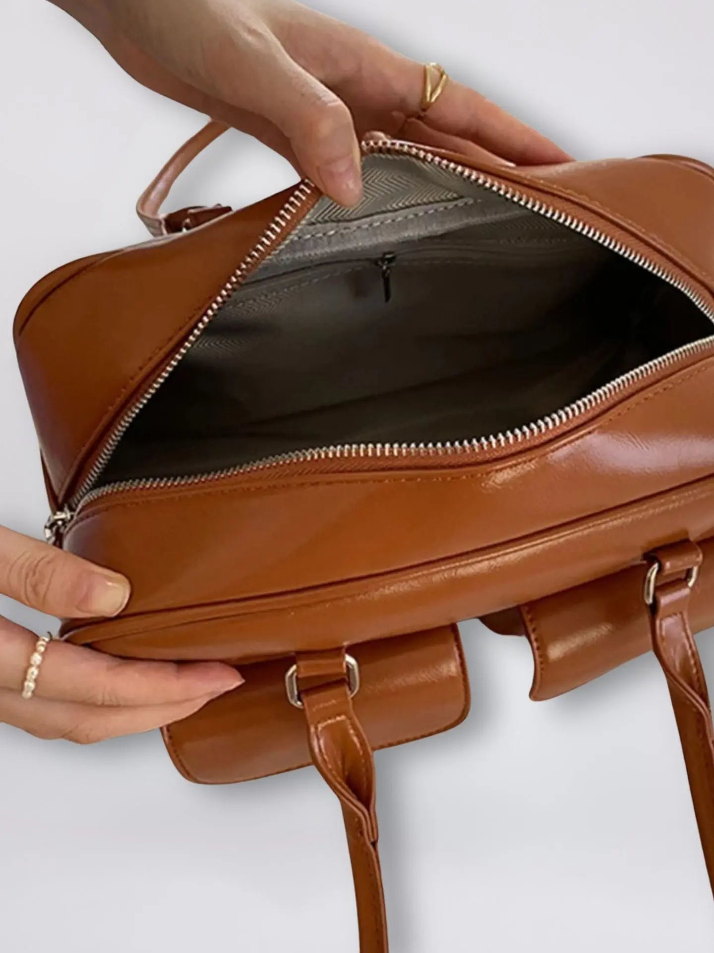 Amoria Bags Sleek Daily Leather Carry Tote – Black