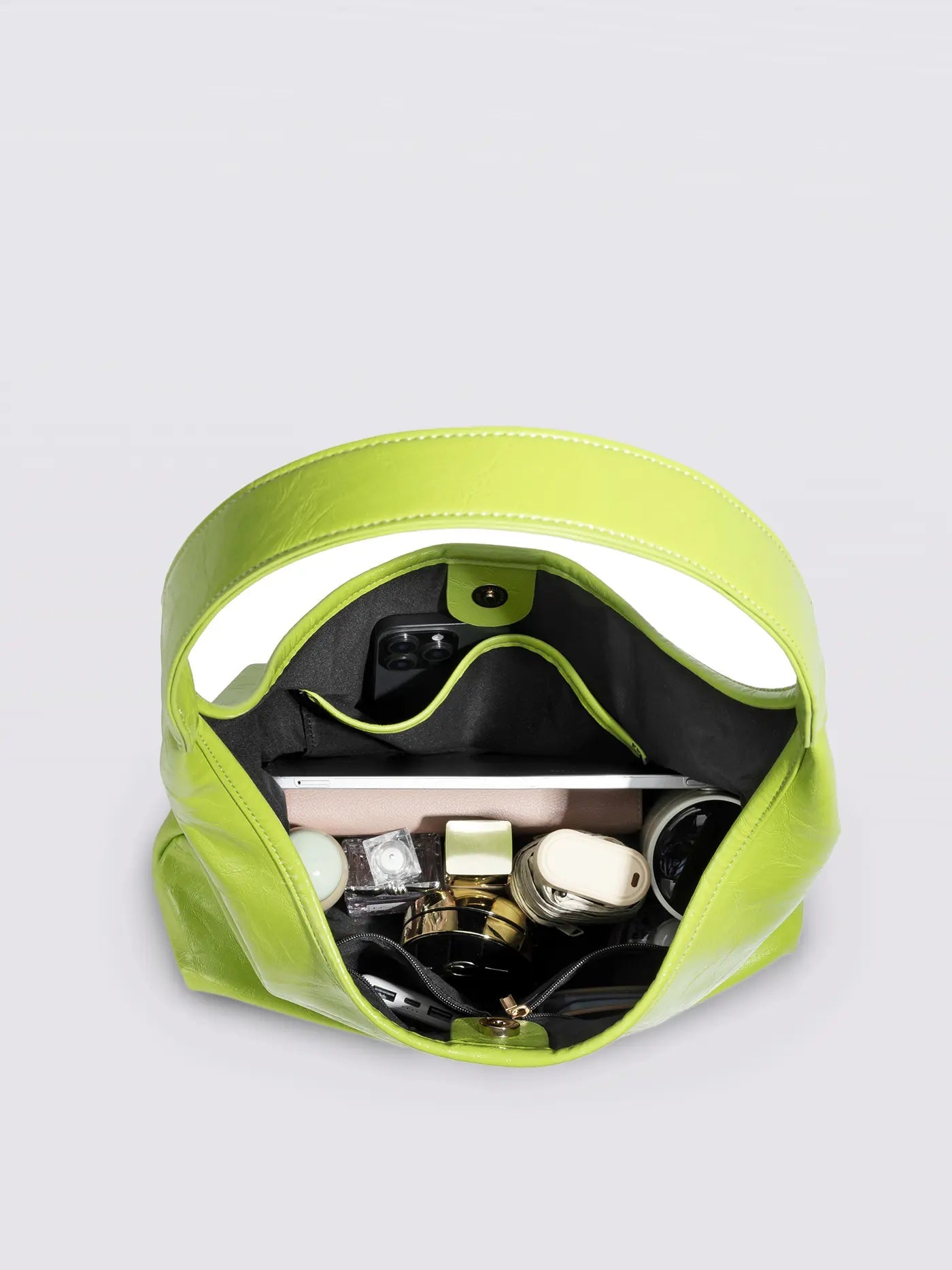 Amoria Bags Scarlett Distressed Leather Tote – Brown